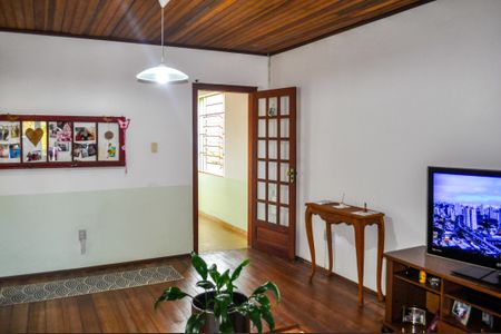 Casa para alugar com 160m², 3 quartos e 4 vagasSala