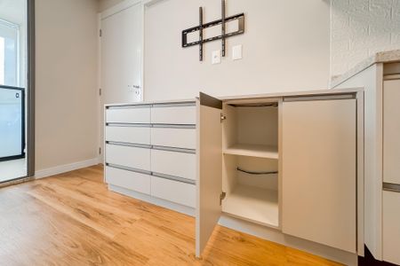 Studio à venda com 32m², 1 quarto e sem vaga Studio à venda com 32m², 1 quarto e sem vagaArmários