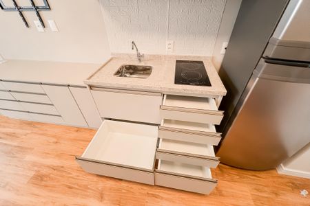 Studio à venda com 32m², 1 quarto e sem vaga Studio à venda com 32m², 1 quarto e sem vagaCozinha - Armários