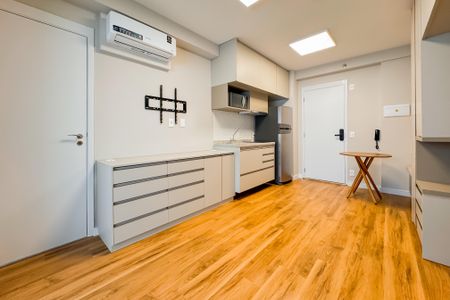 Studio à venda com 32m², 1 quarto e sem vaga Studio à venda com 32m², 1 quarto e sem vagaStudio