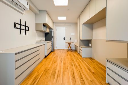 Studio à venda com 32m², 1 quarto e sem vaga Studio à venda com 32m², 1 quarto e sem vagaStudio