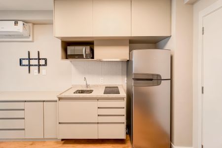 Studio à venda com 32m², 1 quarto e sem vaga Studio à venda com 32m², 1 quarto e sem vagaCozinha