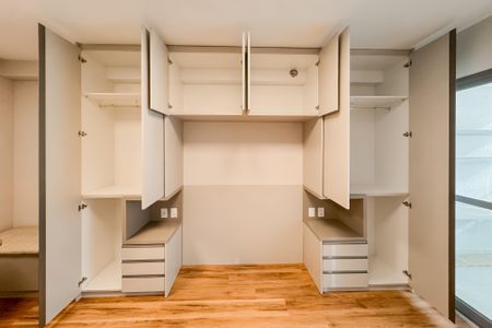 Studio à venda com 32m², 1 quarto e sem vaga Studio à venda com 32m², 1 quarto e sem vagaStudio