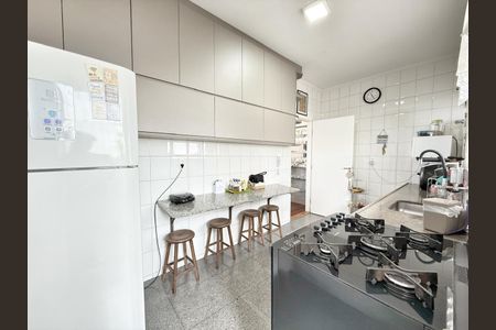 Apartamento à venda com 112m², 3 quartos e 2 vagas Apartamento à venda com 112m², 3 quartos e 2 vagasCozinha