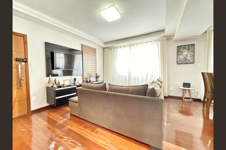 Sala de apartamento à venda com 3 quartos, 112m² em Nova Suíça, Belo Horizonte