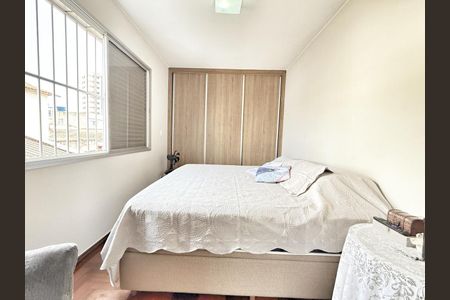 Apartamento à venda com 112m², 3 quartos e 2 vagas Apartamento à venda com 112m², 3 quartos e 2 vagasQuarto 3