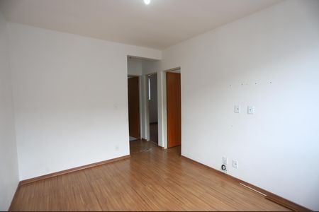 Sala de apartamento para alugar com 2 quartos, 51m² em Parque Residencial Casa Branca, Suzano