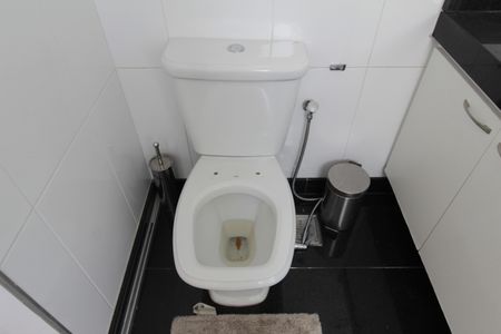 Apartamento para alugar com 240m², 4 quartos e 4 vagasBanheiro da Suite 1