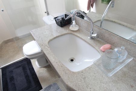 Apartamento para alugar com 240m², 4 quartos e 4 vagasBanheiro da Suite 2