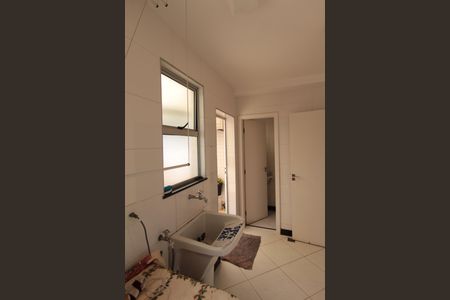 Apartamento para alugar com 240m², 4 quartos e 4 vagasÁrea de Serviço