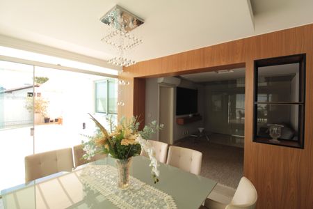 Apartamento para alugar com 240m², 4 quartos e 4 vagasSala de Jantar