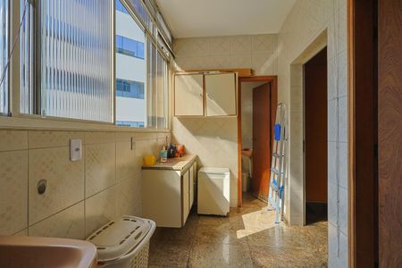 Apartamento à venda com 240m², 4 quartos e 3 vagasÁrea de Serviço