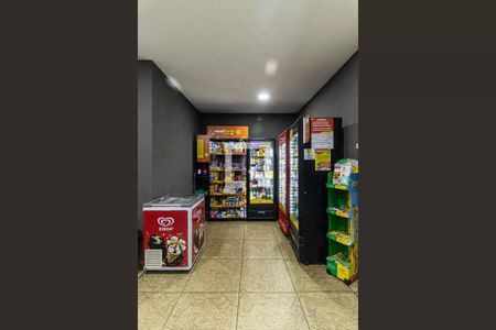 Apartamento para alugar com 50m², 2 quartos e sem vaga Apartamento para alugar com 50m², 2 quartos e sem vagaÁrea comum - Mercadinho