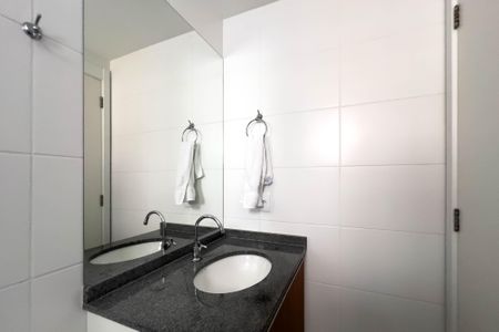 Apartamento à venda com 73m², 3 quartos e 1 vagaBanheiro Social