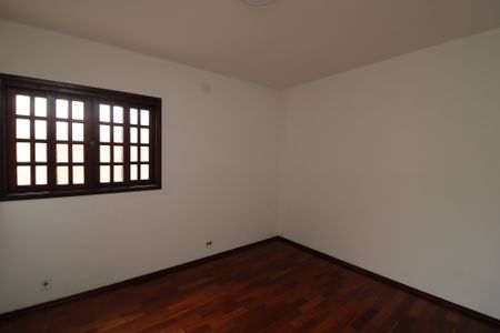 Quarto 2 de casa para alugar com 3 quartos, 205m² em Sítio da Figueira, São Paulo