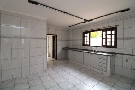 Casa para alugar com 205m², 3 quartos e 5 vagasCozinha