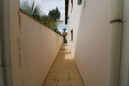 Casa para alugar com 205m², 3 quartos e 5 vagasQuintal