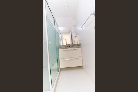 Apartamento à venda com 82m², 2 quartos e 1 vaga Apartamento à venda com 82m², 2 quartos e 1 vagaBanheiro