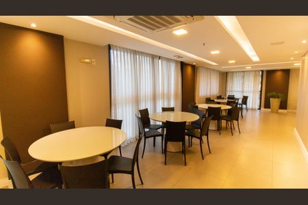 Apartamento à venda com 82m², 2 quartos e 1 vaga Apartamento à venda com 82m², 2 quartos e 1 vagaÁrea comum