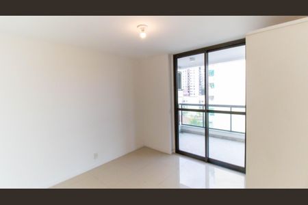 Apartamento à venda com 82m², 2 quartos e 1 vaga Apartamento à venda com 82m², 2 quartos e 1 vagaQuarto