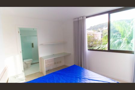 Apartamento à venda com 82m², 2 quartos e 1 vaga Apartamento à venda com 82m², 2 quartos e 1 vagaSuíte