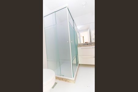 Apartamento à venda com 82m², 2 quartos e 1 vaga Apartamento à venda com 82m², 2 quartos e 1 vagaBanheiro