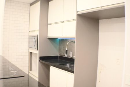 Apartamento à venda com 65m², 2 quartos e 2 vagasCozinha