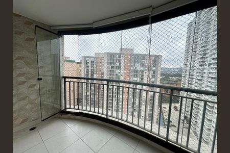 Apartamento à venda com 65m², 2 quartos e 2 vagasVaranda