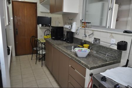 Apartamento para alugar com 120m², 4 quartos e 2 vagasCozinha