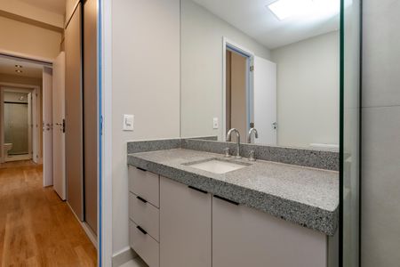 Apartamento à venda com 168m², 3 quartos e 2 vagasBanheiro da Suíte 1