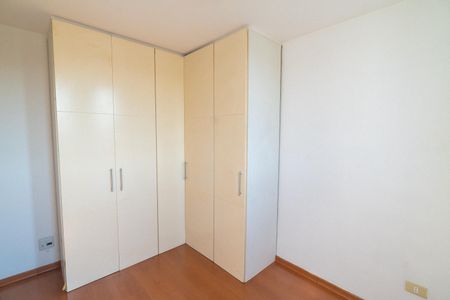 Quarto 1 de apartamento à venda com 2 quartos, 50m² em Vila Campestre, São Paulo