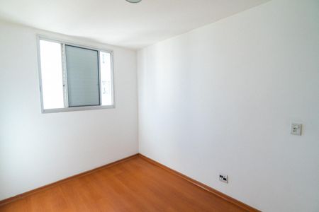 Quarto 2 de apartamento à venda com 2 quartos, 50m² em Vila Campestre, São Paulo
