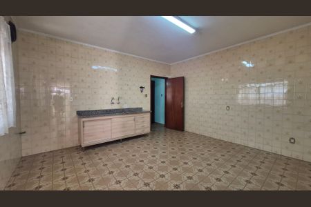 Casa para alugar com 294m², 5 quartos e 5 vagasCozinha