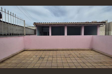 Casa para alugar com 294m², 5 quartos e 5 vagasÁrea externa