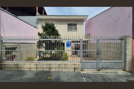 Casa para alugar com 294m², 5 quartos e 5 vagasFachada