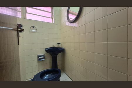 Casa para alugar com 294m², 5 quartos e 5 vagasBanheiro 3