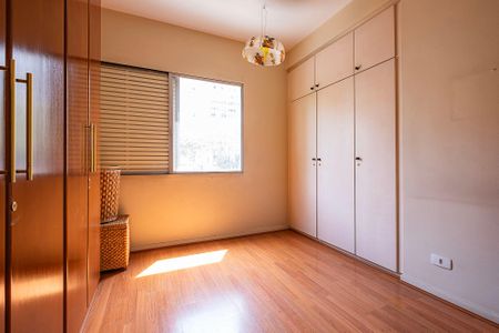 Apartamento à venda com 145m², 4 quartos e 1 vaga Apartamento à venda com 145m², 4 quartos e 1 vagaQuarto 2
