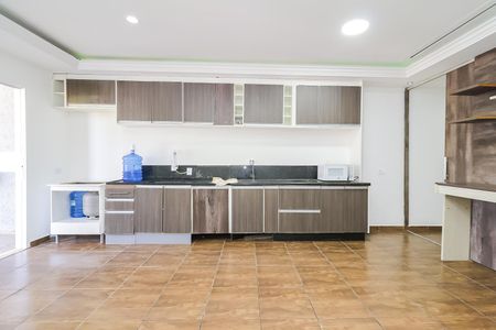 Casa à venda com 520m², 5 quartos e 7 vagasCozinha