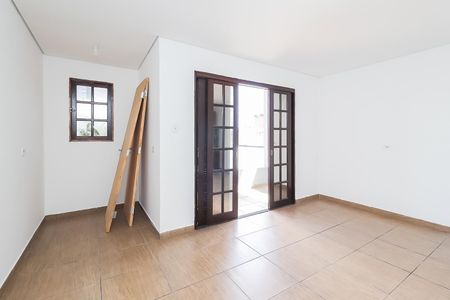 Casa à venda com 520m², 5 quartos e 7 vagasSuíte 2