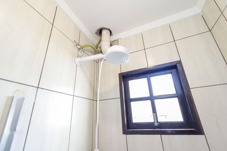 Casa à venda com 520m², 5 quartos e 7 vagasBanheiro da Cozinha