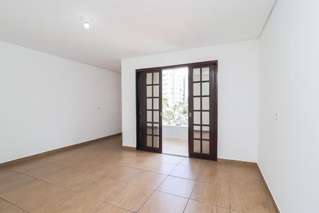 Casa à venda com 520m², 5 quartos e 7 vagasSuíte 2