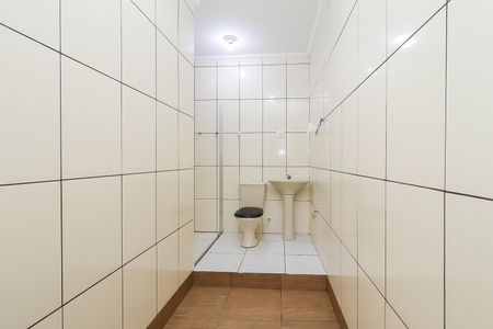 Casa à venda com 520m², 5 quartos e 7 vagasBanheiro da Suíte 2