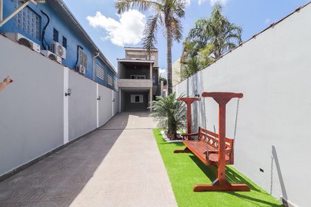Casa à venda com 520m², 5 quartos e 7 vagasQuintal/Garagem