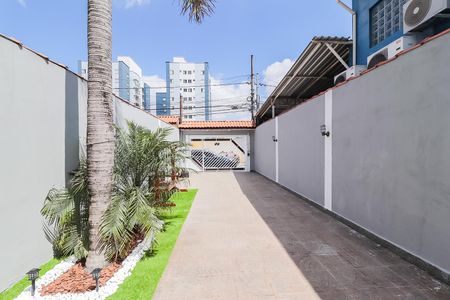 Casa à venda com 520m², 5 quartos e 7 vagasQuintal/Garagem