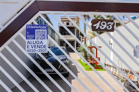 Casa à venda com 520m², 5 quartos e 7 vagasFachada