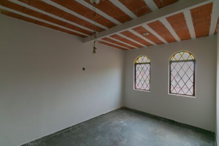 Casa à venda com 400m², 4 quartos e 3 vagas Casa à venda com 400m², 4 quartos e 3 vagasÁrea Externa