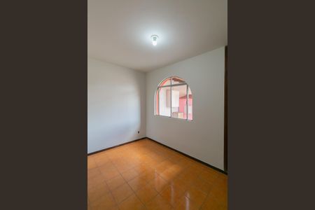 Casa à venda com 400m², 4 quartos e 3 vagas Casa à venda com 400m², 4 quartos e 3 vagasSuíte