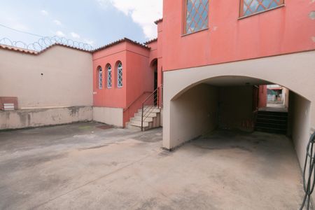 Casa à venda com 400m², 4 quartos e 3 vagas Casa à venda com 400m², 4 quartos e 3 vagasÁrea Externa