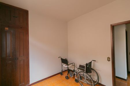 Casa à venda com 400m², 4 quartos e 3 vagas Casa à venda com 400m², 4 quartos e 3 vagasSala 2