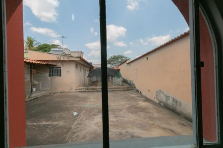 Casa à venda com 400m², 4 quartos e 3 vagas Casa à venda com 400m², 4 quartos e 3 vagasVista do Quarto 1